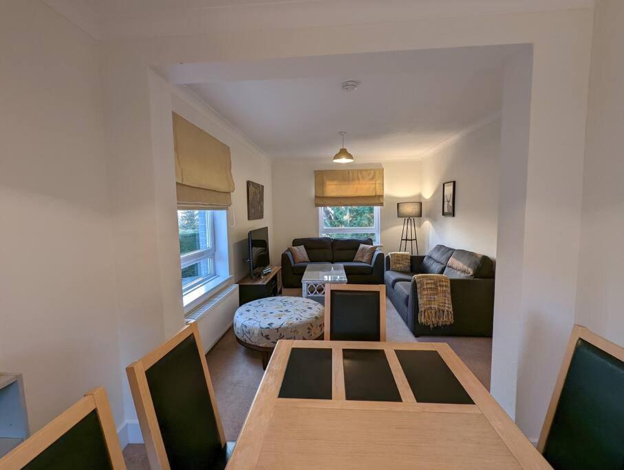 Two Bedroom Flat In Bridge Of Allan, Stirling Luaran gambar